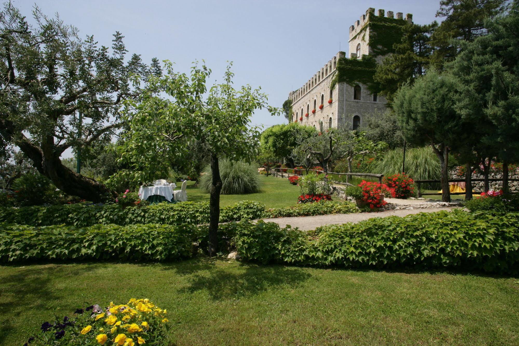 Hotel Castello Miramare Formia Exterior photo